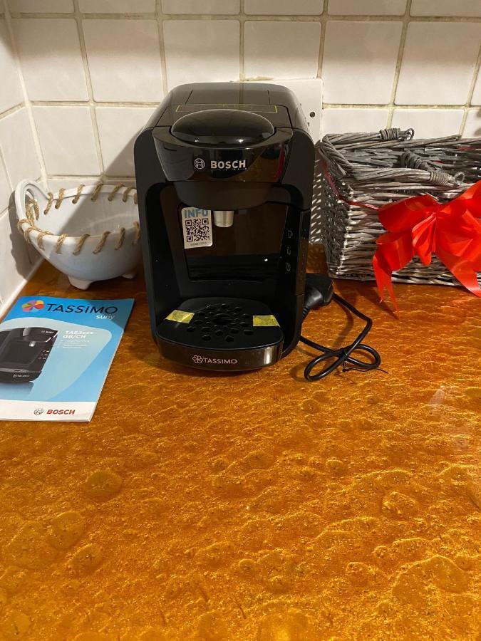Huge And Affordable 3 Bedroom Flat In Hammersmith For 7 People With Welcome Breakfast Londra Dış mekan fotoğraf