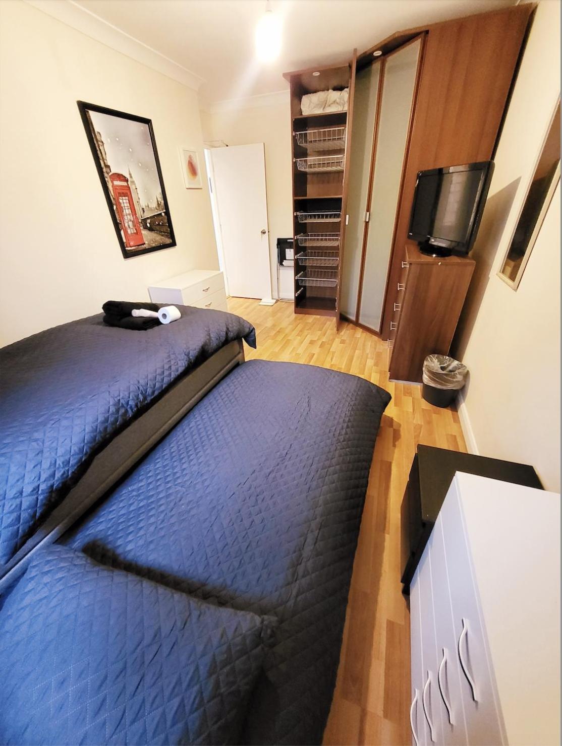 Huge And Affordable 3 Bedroom Flat In Hammersmith For 7 People With Welcome Breakfast Londra Dış mekan fotoğraf