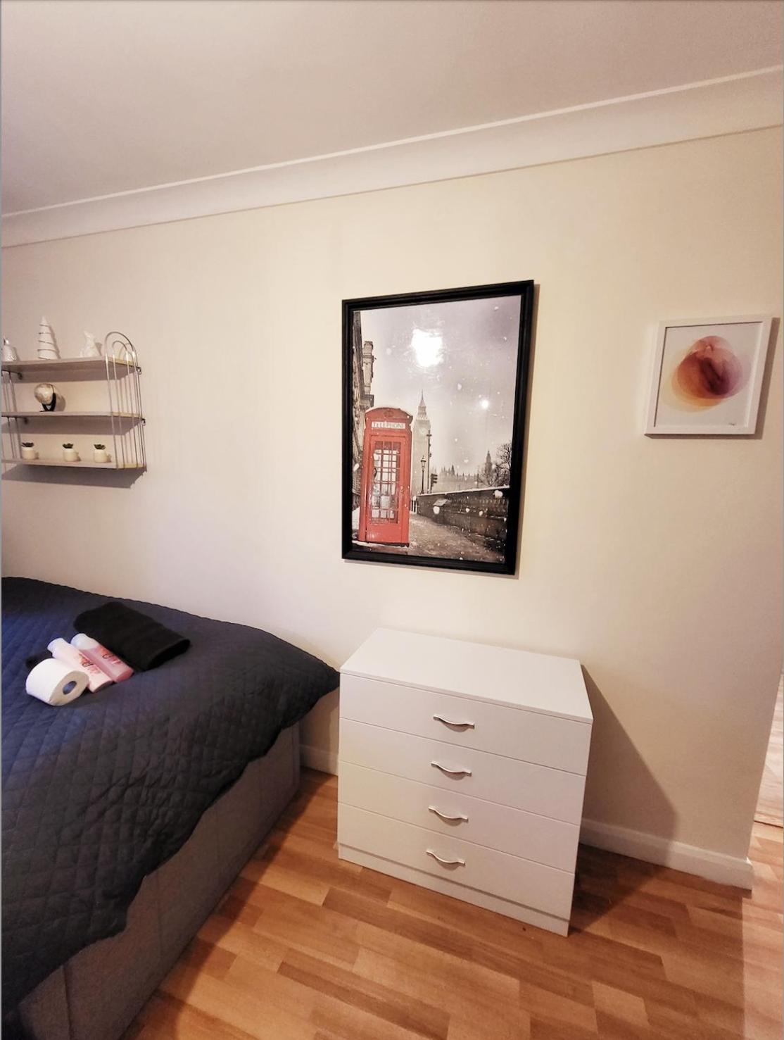 Huge And Affordable 3 Bedroom Flat In Hammersmith For 7 People With Welcome Breakfast Londra Dış mekan fotoğraf